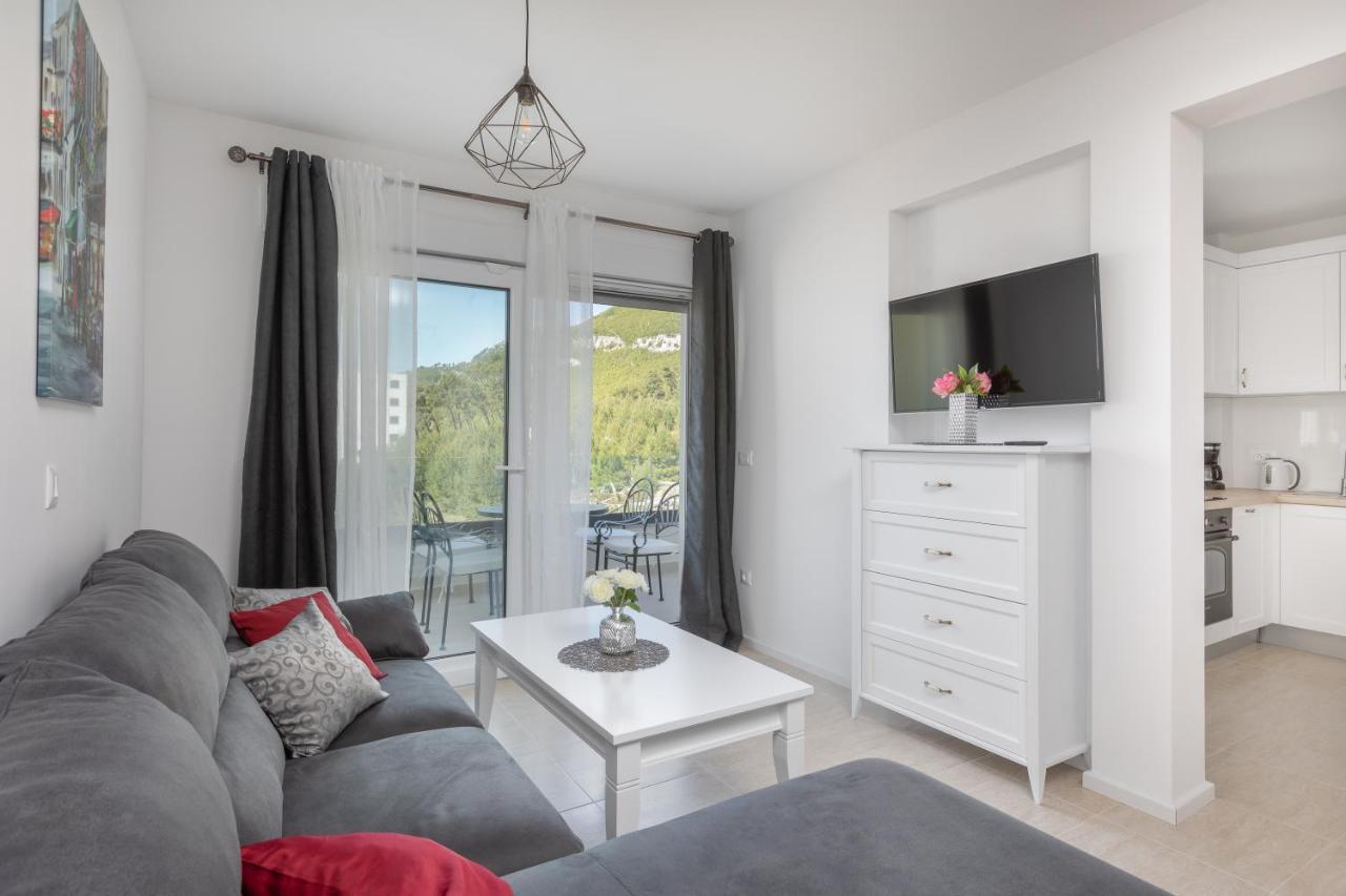 Apartment Oseka Makarska Dış mekan fotoğraf